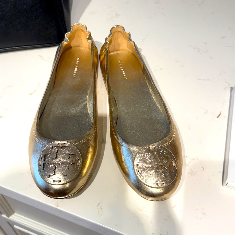 NEW Tory Burch Gold Minnie Ballet Flats